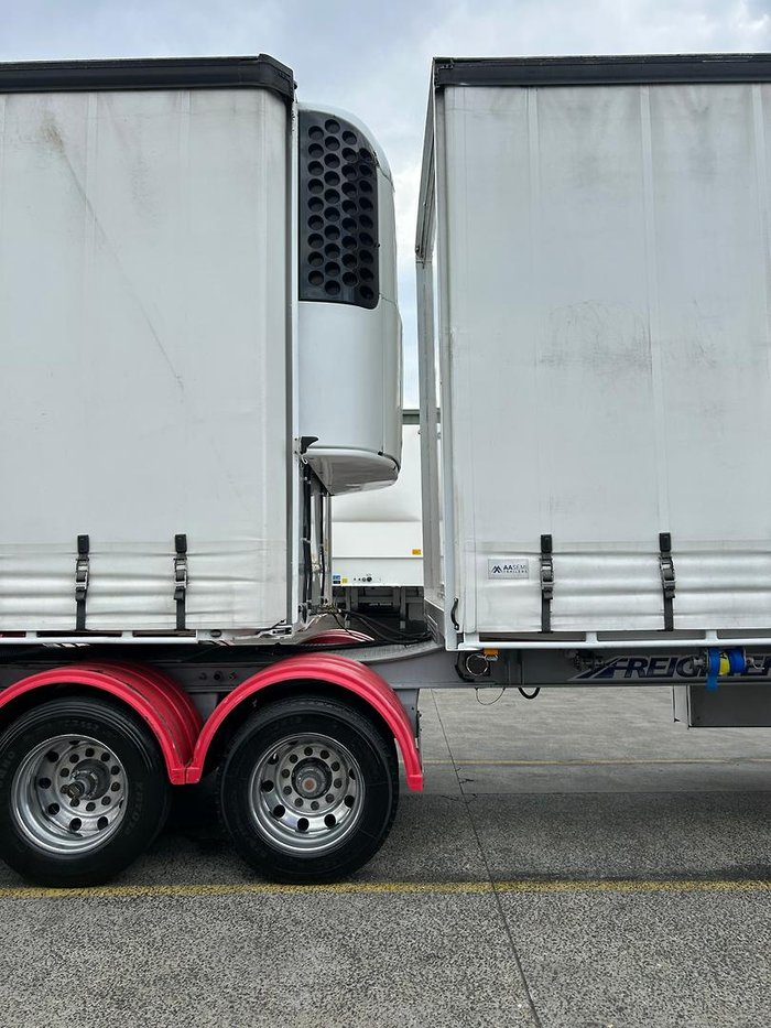 2005 Maxitrans St3 34 Pallet Refrigerated B Double