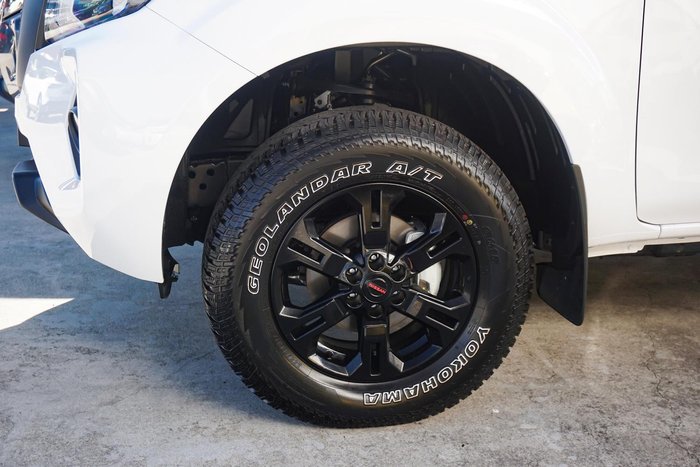 2024 Nissan Navara SL