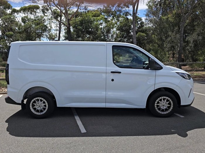 2024 Ford Transit Custom Trend SWB