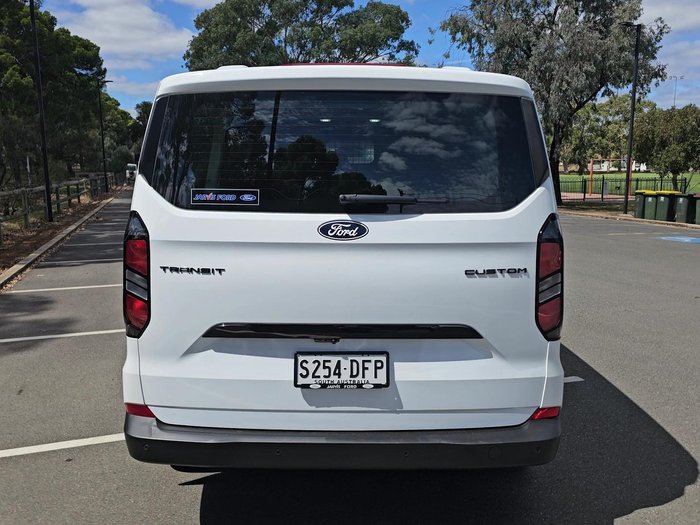 2024 Ford Transit Custom Trend SWB