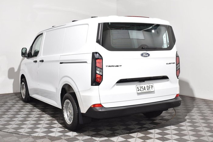 2024 Ford Transit Custom Trend SWB
