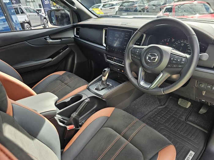 2024 Mazda BT-50 SP