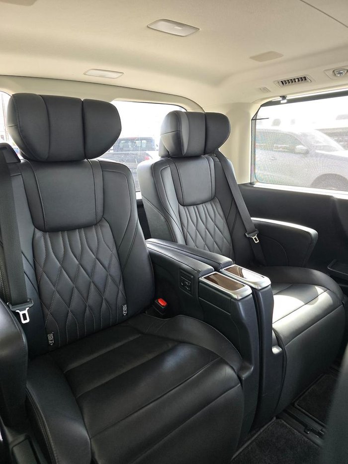 2019 Toyota Granvia VX