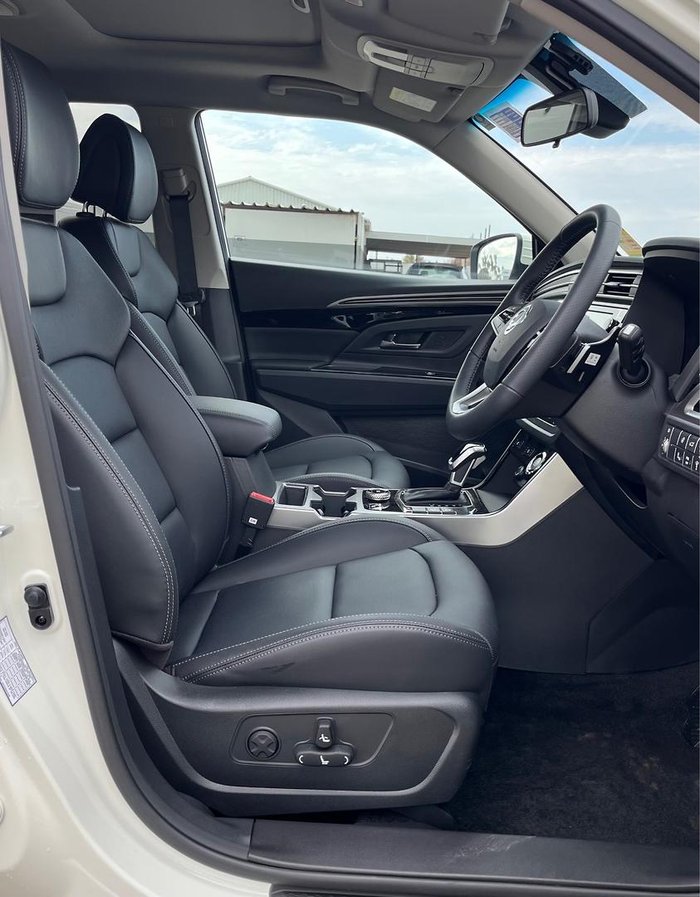 2024 KGM SsangYong Korando Ultimate