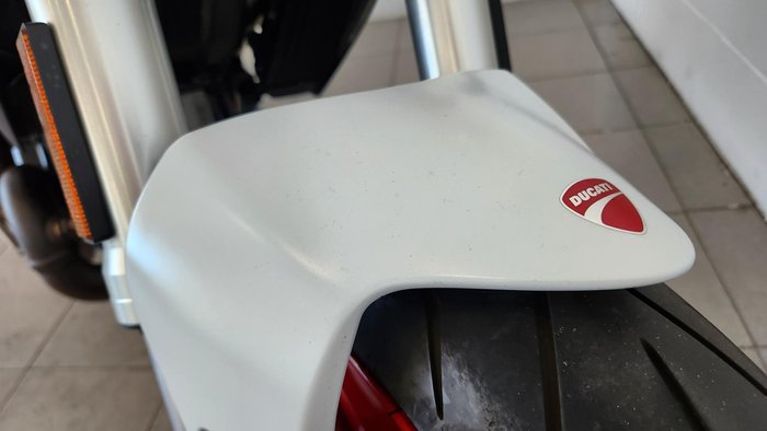 2018 Ducati Monster 797 Monster White