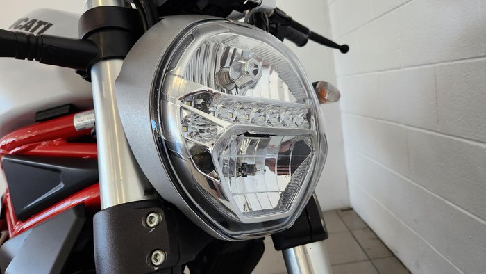 2018 Ducati Monster 797 Monster White