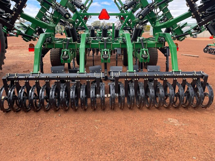 Great Plains Max Chisel MC5315 19 Vertical Tillage