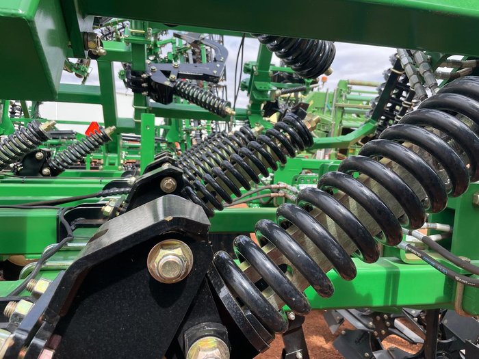 Great Plains Max Chisel MC5315 19 Vertical Tillage