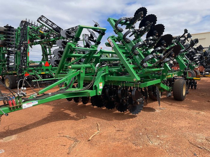 Great Plains Max Chisel MC5315 19 Vertical Tillage