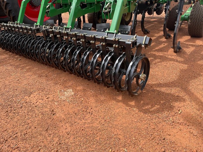 Great Plains Max Chisel MC5315 19 Vertical Tillage