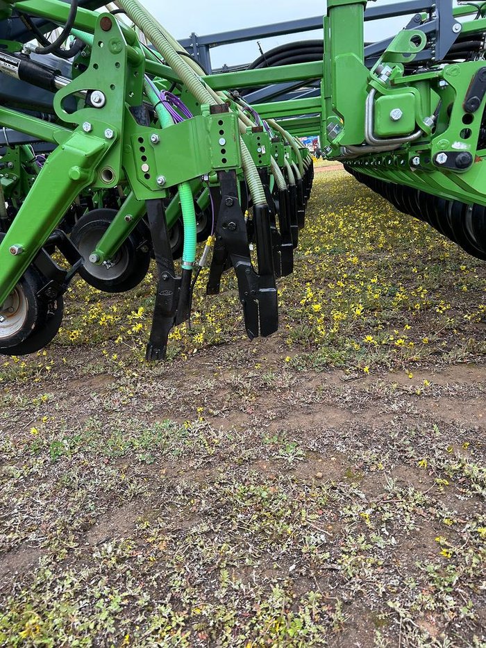 2024 Boss 60' Bridge Frame Planter