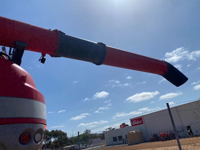 2014 Massey Ferguson 9560