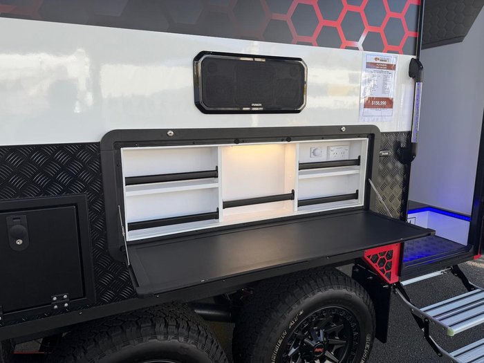 2025 Platinum 196 Cxr Cafe Dinette