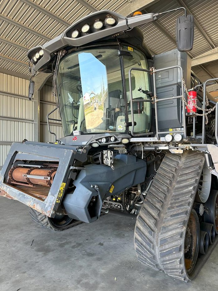2018 Massey Ferguson Ideal 8T Harvester