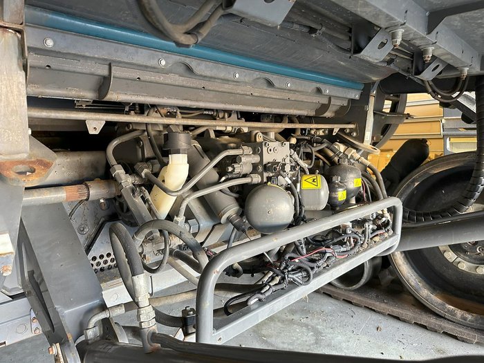 2018 MF Ideal 8T Harvester & Powerflow 1220 40' Front