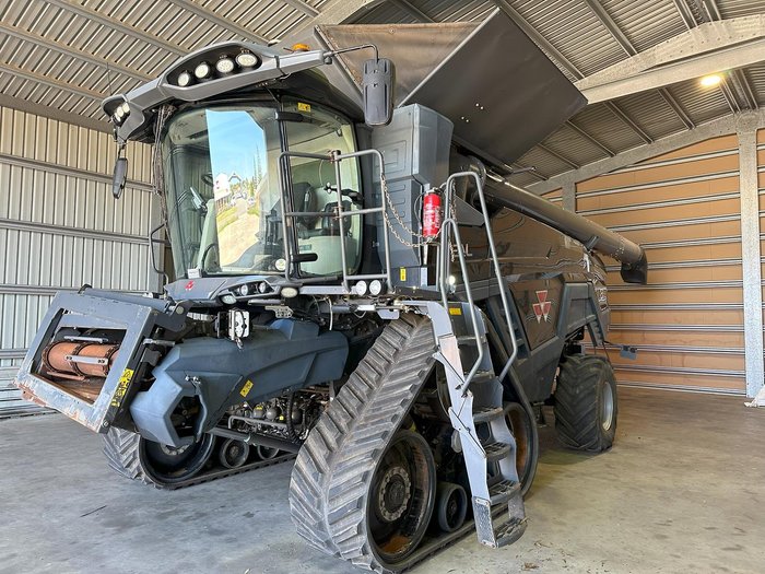 2018 Massey Ferguson Ideal 8T Harvester