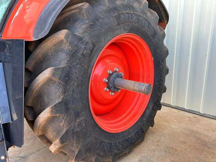 Kubota M7171p Premium Powershift Tractor