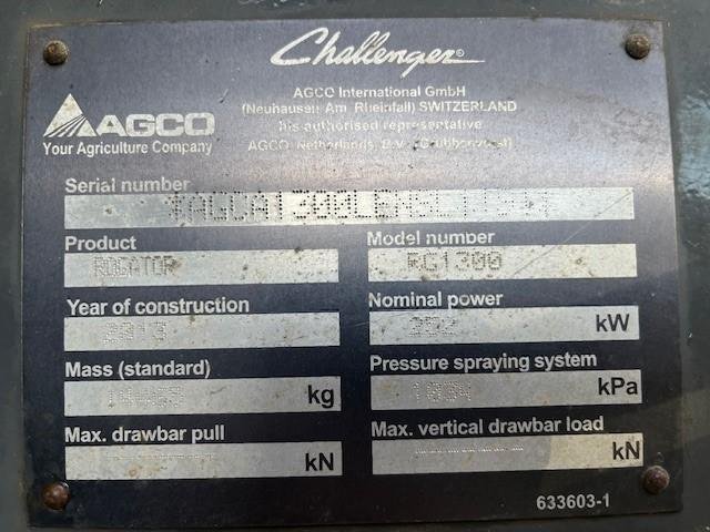 2013 Rogator 1300 Self-Propelled Sprayer