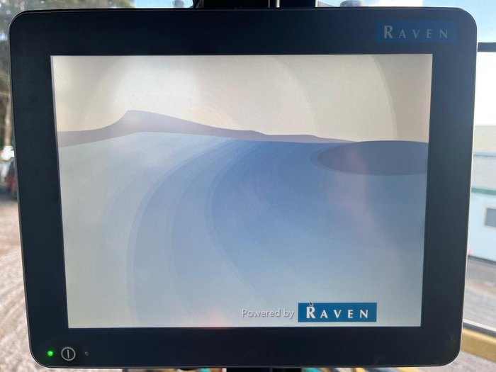 2013 Rogator 1300 Self-Propelled Sprayer