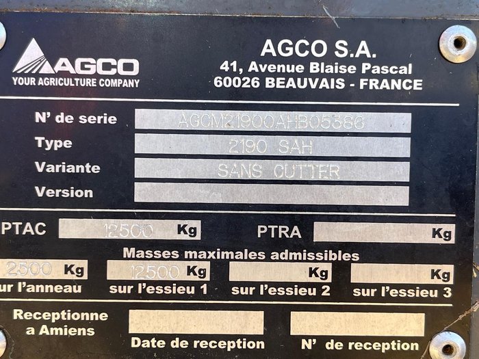 2010 Massey Ferguson 2190 Single Axle Square Baler