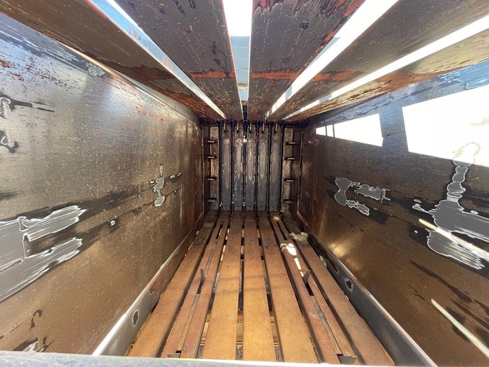 2010 Massey Ferguson 2190 Single Axle Square Baler