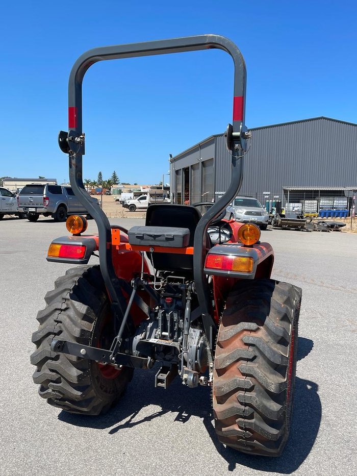 2023 Kubota L3200hd Rops