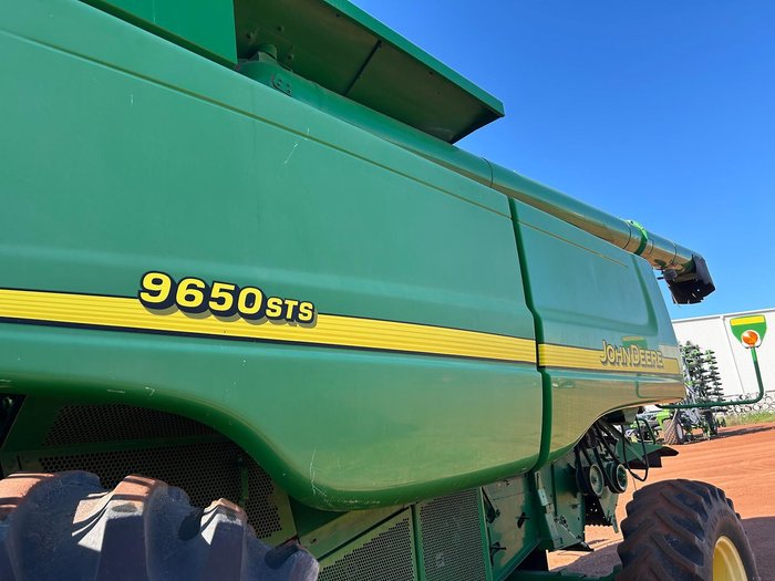 John Deere 9650 Sts Combine Harvester