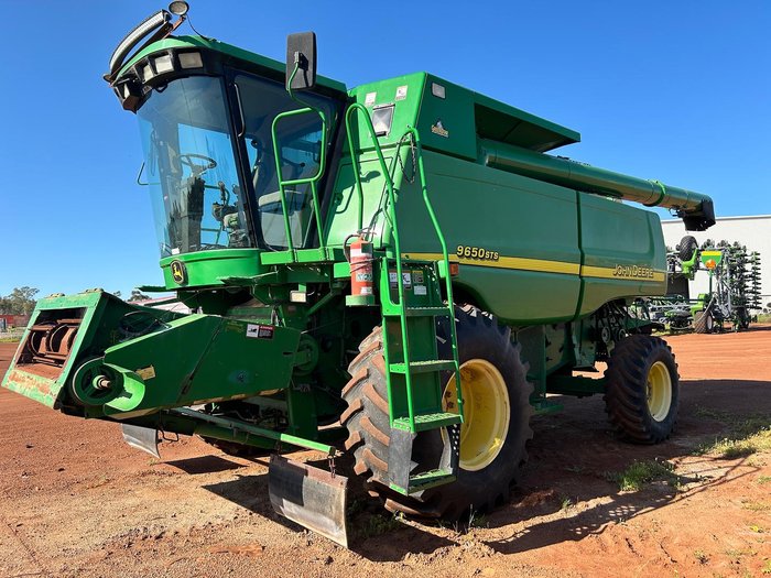 John Deere 9650 Sts Combine Harvester