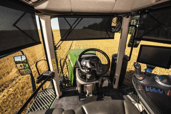 2025 Fendt 943 Vario Mt 431Hp Tracked Tractor