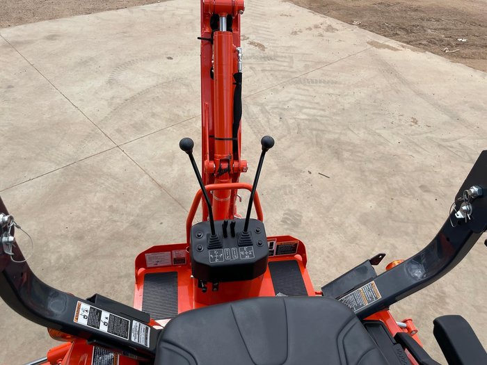 2025 Kubota Bx23s Tractor With Front Loader & Back Hoe