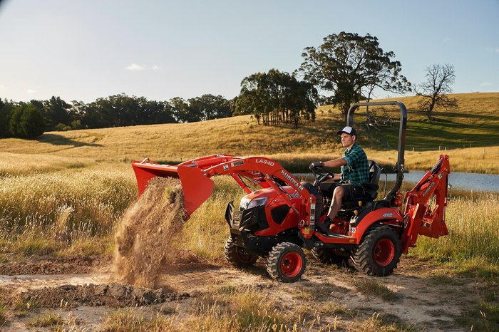 2025 Kubota Bx23s Tractor With Front Loader & Back Hoe