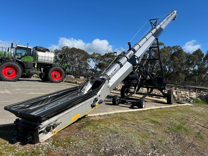 2026 Convey-All 1658 TL Stainless Steel Self Propelled Grain Conveyor