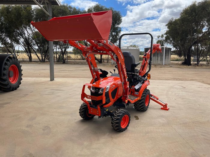 2025 Kubota Bx23s Tractor With Front Loader & Back Hoe