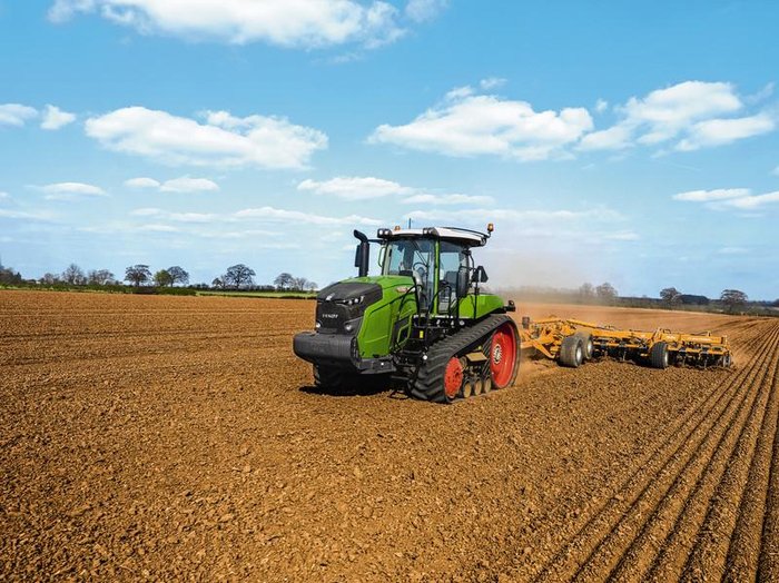 2025 Fendt 943 Vario Mt 431Hp Tracked Tractor