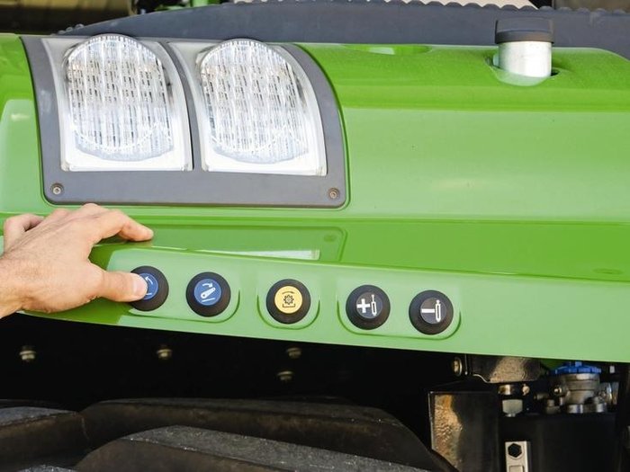 2025 Fendt 943 Vario Mt 431Hp Tracked Tractor