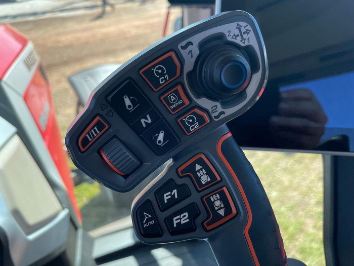 2025 Massey Ferguson 8S.245 Dyna-Vt 245Hp Tractor