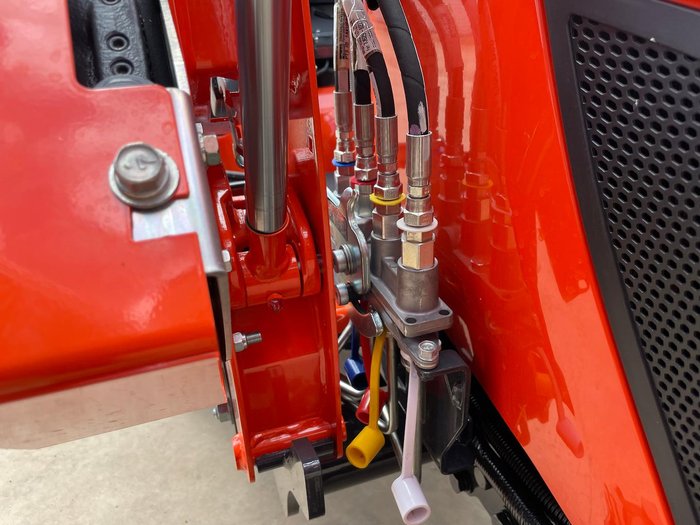 2025 Kubota Bx23s Tractor With Front Loader & Back Hoe