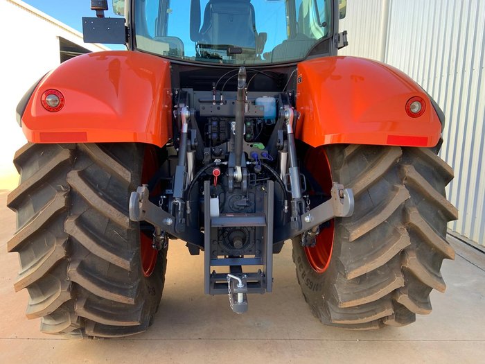 Kubota M7-152 Std Deluxe 168 Hp Tractor