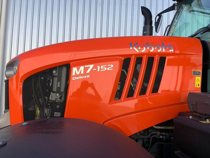 Kubota M7-152 Std Deluxe 168 Hp Tractor