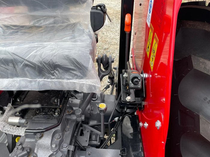 2023 Massey Ferguson 2635 74Hp Tractor With Loader & Canopy