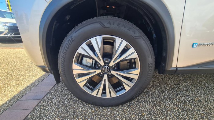 2024 NISSAN X-TRAIL ST-L (4WD) e-POWER (HYBRID)