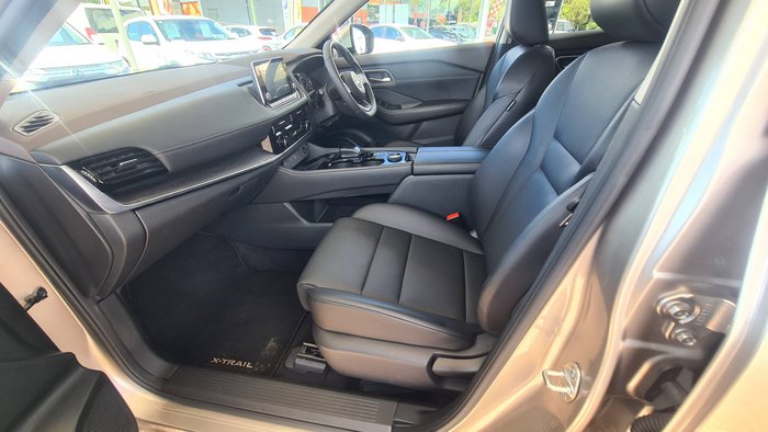 2024 NISSAN X-TRAIL ST-L (4WD) e-POWER (HYBRID)