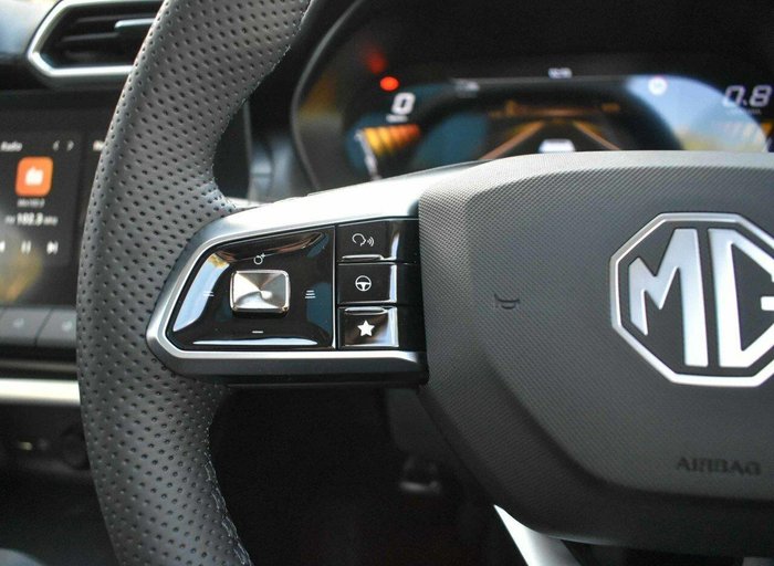 2024 MG ZS Essence Hybrid+