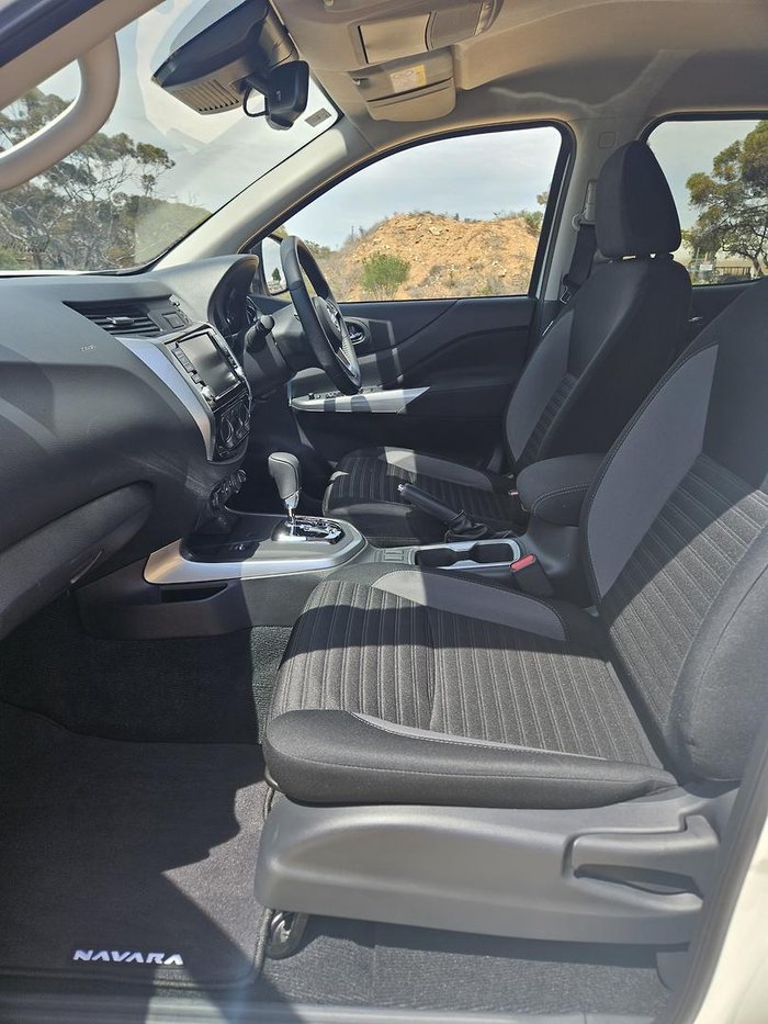 2023 Nissan Navara ST