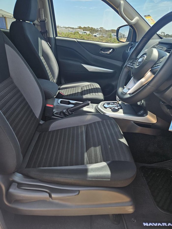 2023 Nissan Navara ST