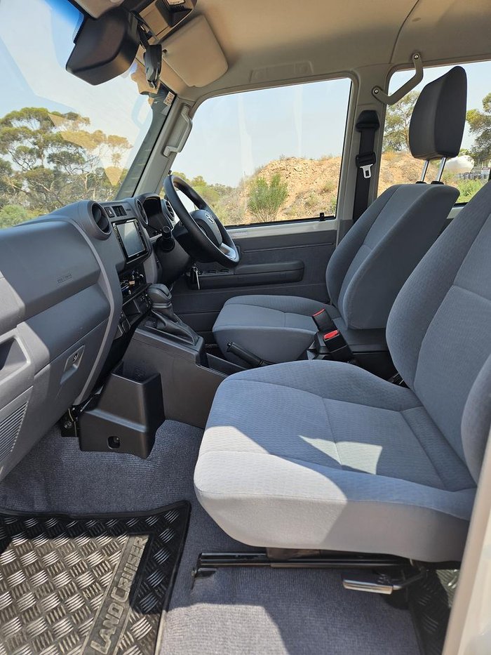 2023 Toyota Landcruiser GXL