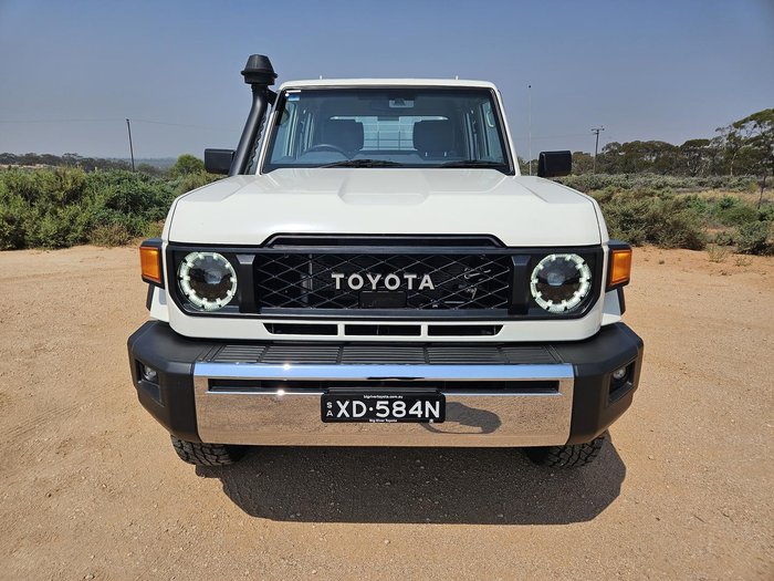 2023 Toyota Landcruiser GXL