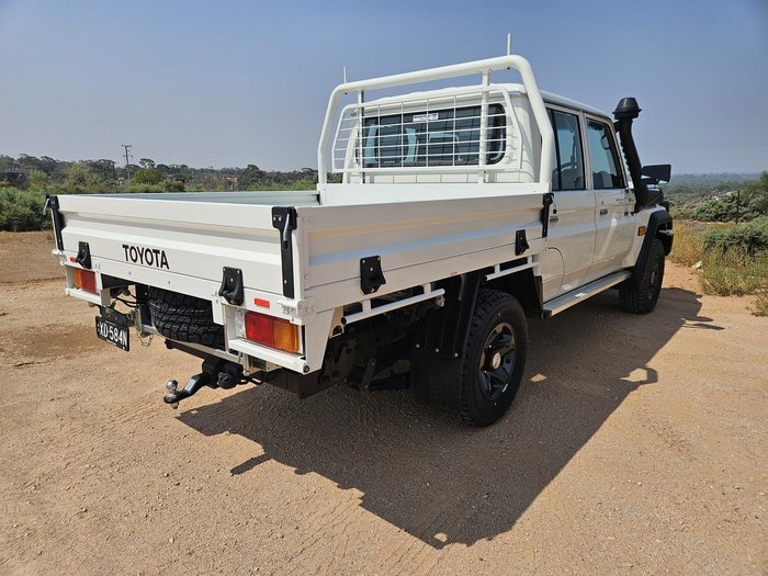 2023 Toyota Landcruiser GXL