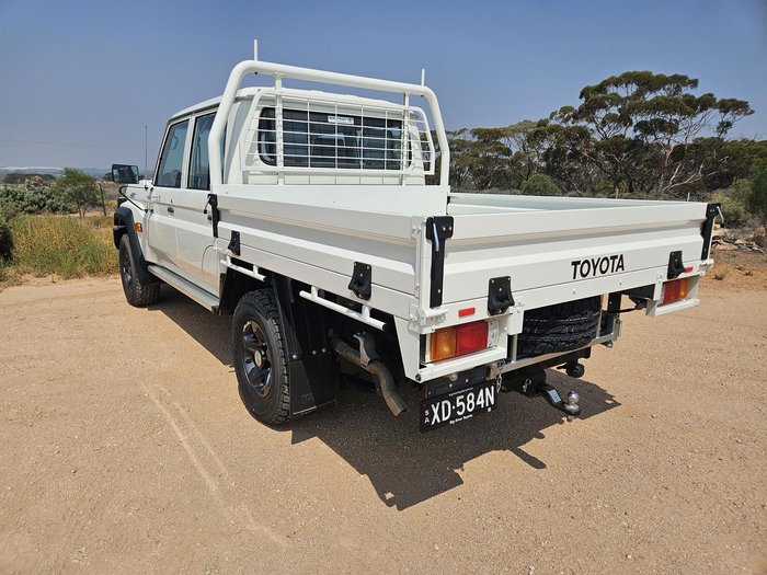 2023 Toyota Landcruiser GXL
