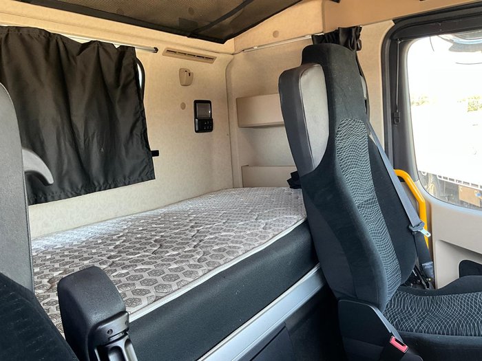 2021 Mercedes Benz 2653 Low Klm Light Use Euro 6 Rwc $113650+Gst See Cond MERCEDES BENZ 2653 SLEEPER WHITE